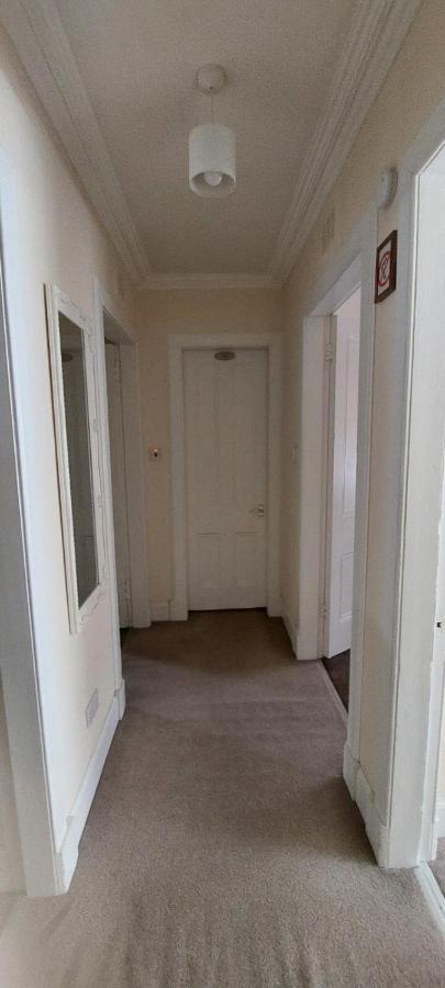 Cozy Central Apartment Inverness Bagian luar foto