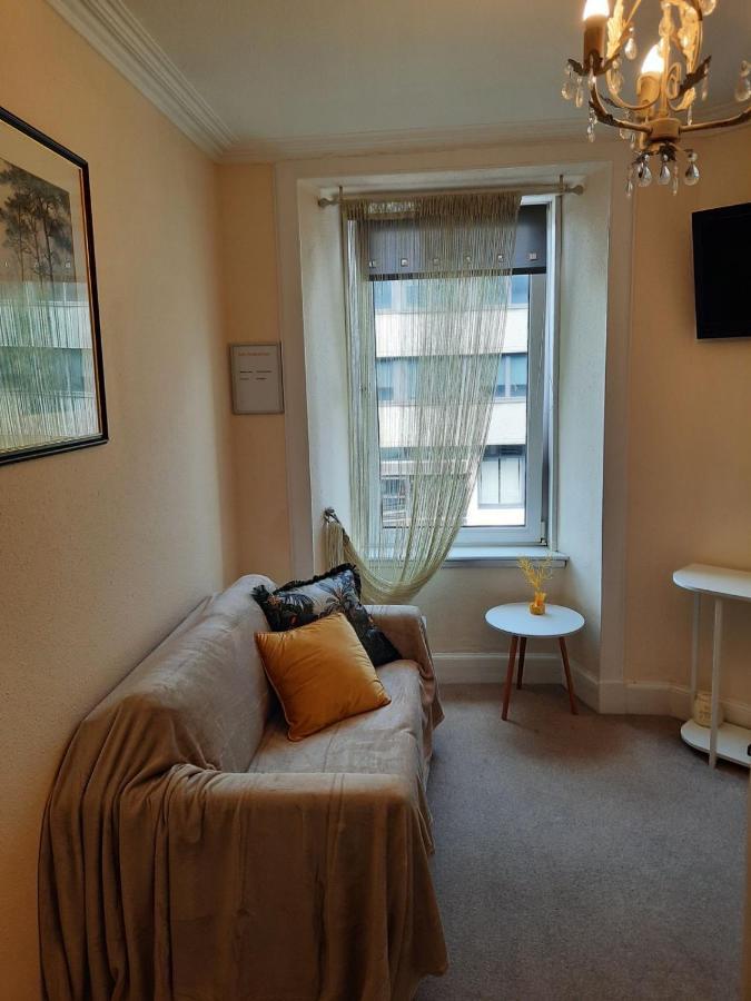 Cozy Central Apartment Inverness Bagian luar foto
